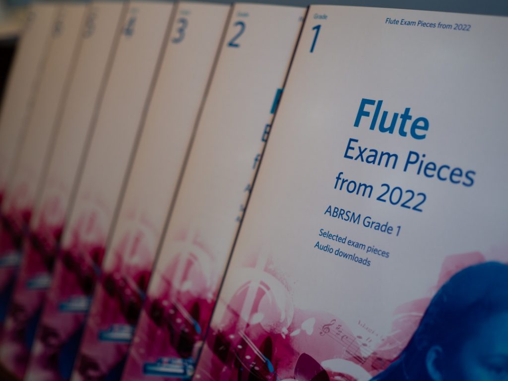 Read more about the article Review: ABRSM Flute Syllabus 2022