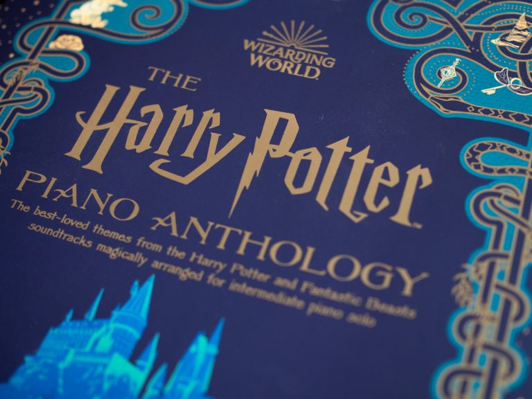 Read more about the article Review: The Harry Potter Piano Anthology